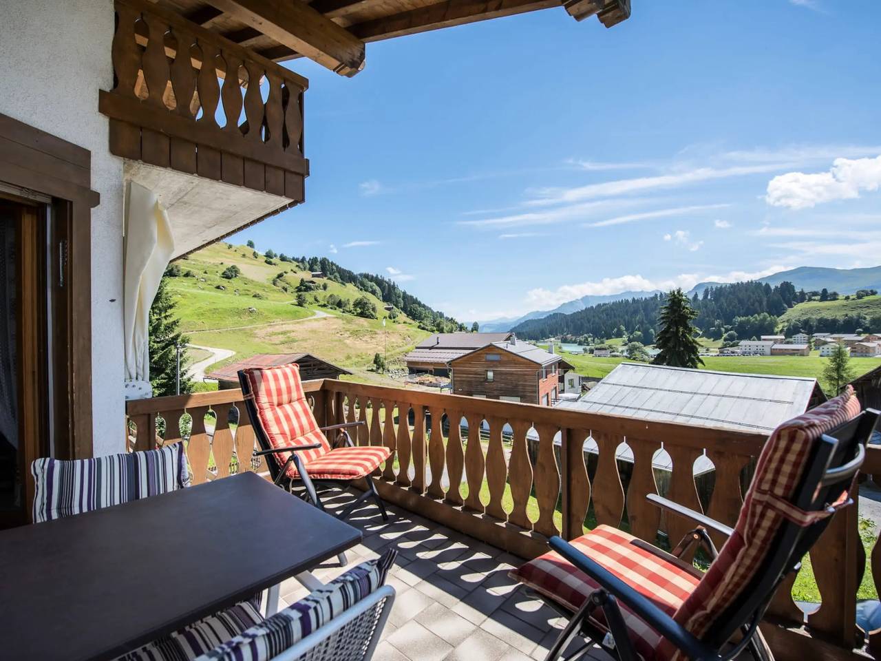 Ganze Wohnung, 3 Pièces 5 Personnes in Brigels, Alpenarena