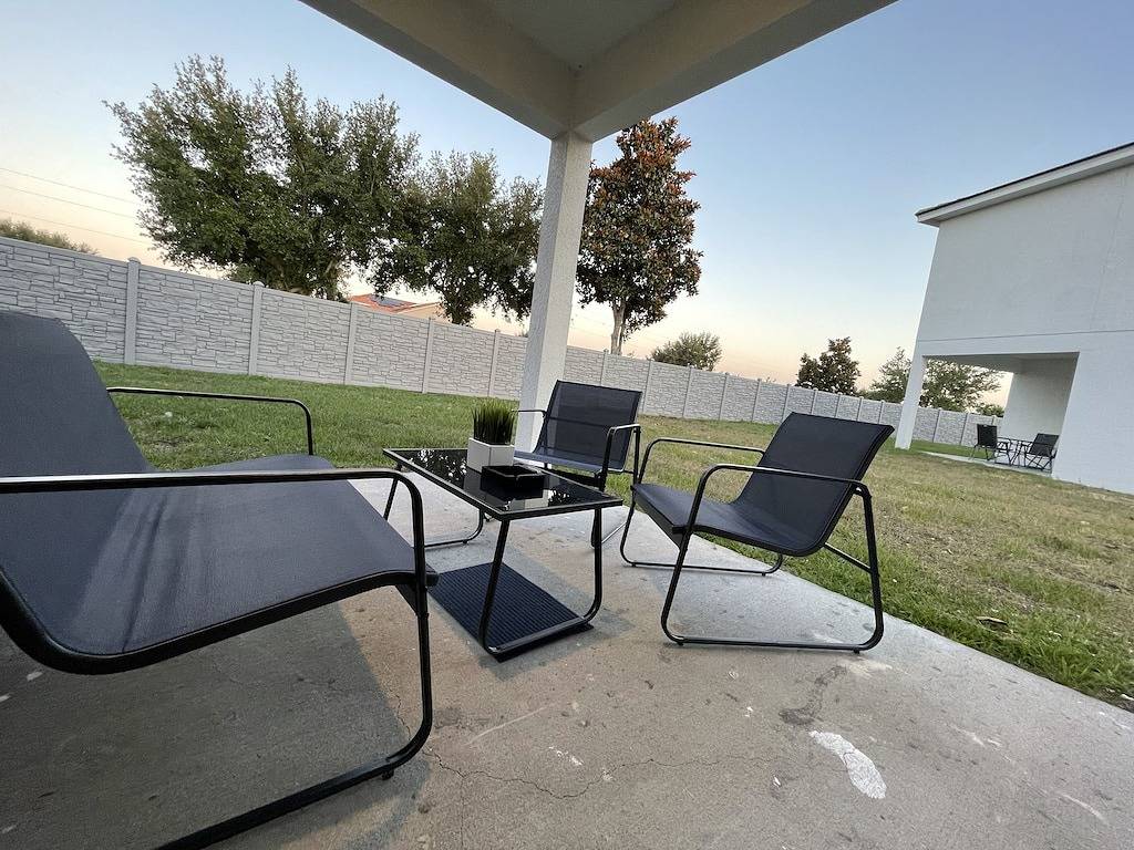 Stylish Kissimmee Getaway Game Room – 99 Dollar Deal! in Lake Marion (FL)