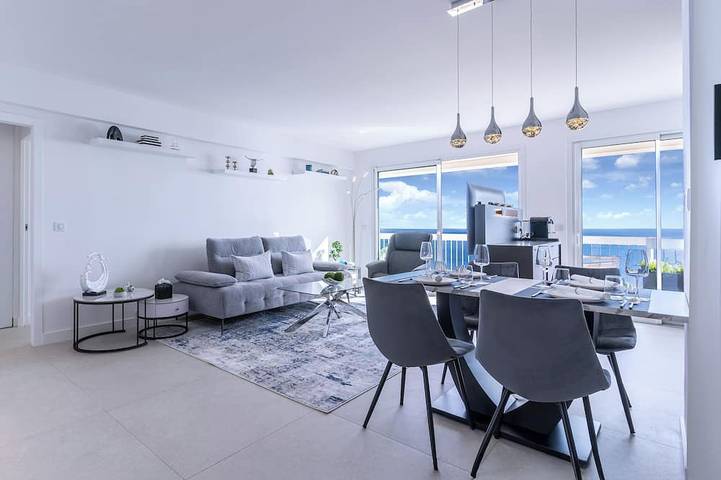 Location de vacances pour 4 personnes, avec balcon, animaux acceptés à Cap-d'Ail