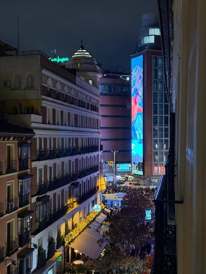 BnB für 2 Personen, mit Balkon und Ausblick in Madrid