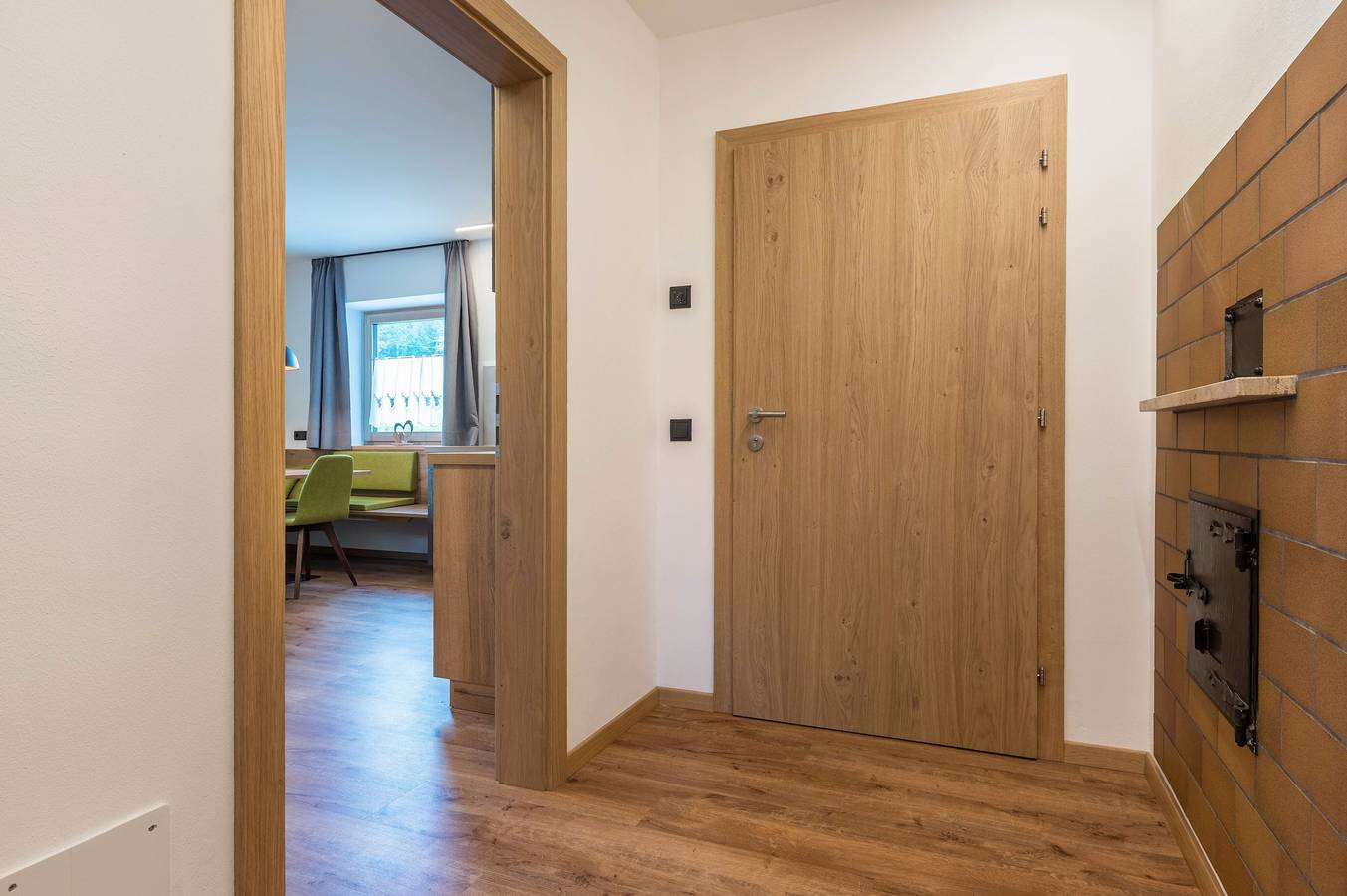 Ganze Wohnung, Ferienwohnung 'Morodeserhof Apt Puflatsch' mit Bergblick, Gemeinschaftsterrasse und Wlan in Tiosels, Kastelruth