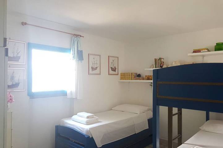 Beachfront villa, right On Sand! in Spiaggia Sa Mattanosa (Orosei), Orosei