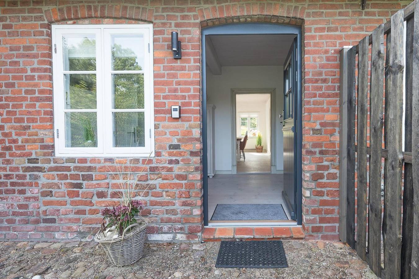 Ganze Wohnung, Stilvolle Ferienwohnung in ländlicher Idylle in Wobbenbüll, Nordseeküste