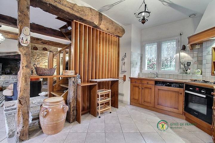 Gîte pour 5 personnes, avec terrasse et jardin à Inzinzac-Lochrist - 4