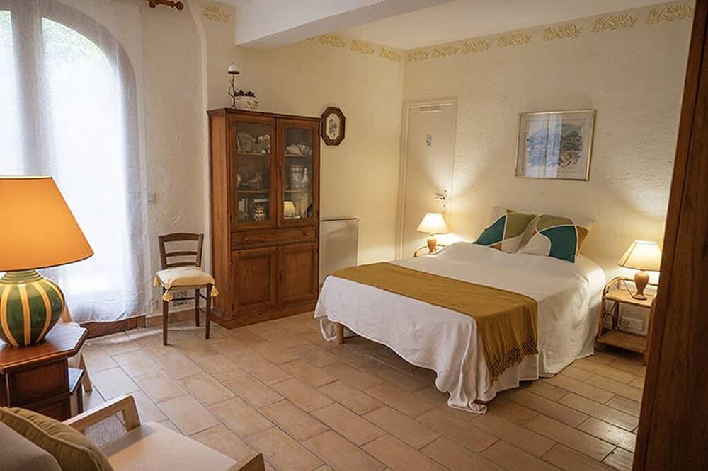 Grande Villa, Corse Du Sud, Domaine Privé De Cala Rossa in Cala Rossa, Lecci