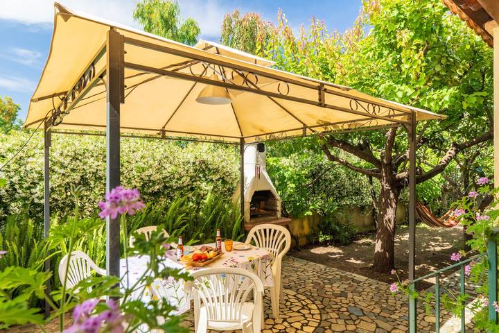 Ferienhaus für 5 Personen, mit Garten