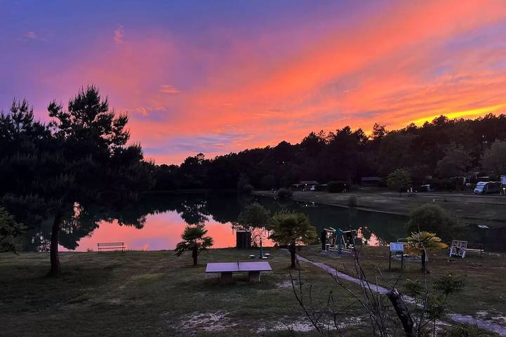 Mobil home pour 4 personnes à Douville