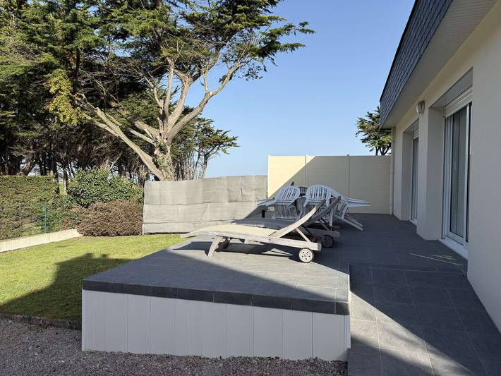 Location de vacances pour 8 personnes dans Sables d'Or les Pins