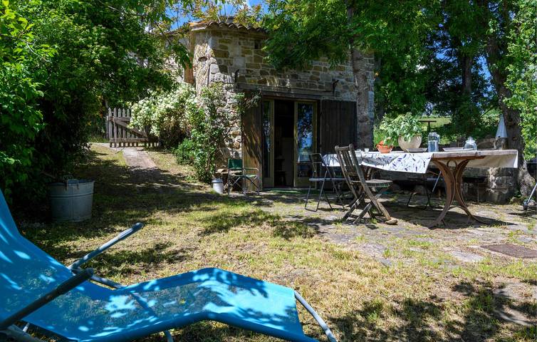 Ferienhaus für 4 Personen mit Terrasse in Montecopiolo, Pesaro-Urbino