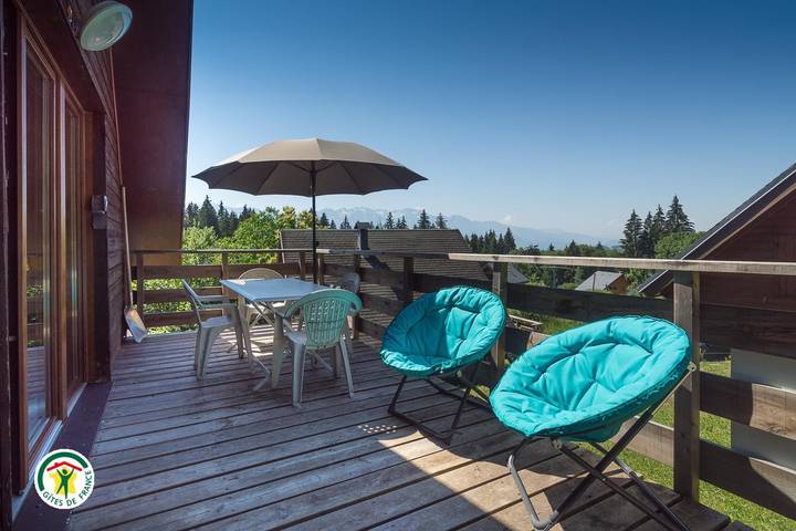Gîte pour 3 personnes, avec Terrasse et Jardin à Saint-Bernard