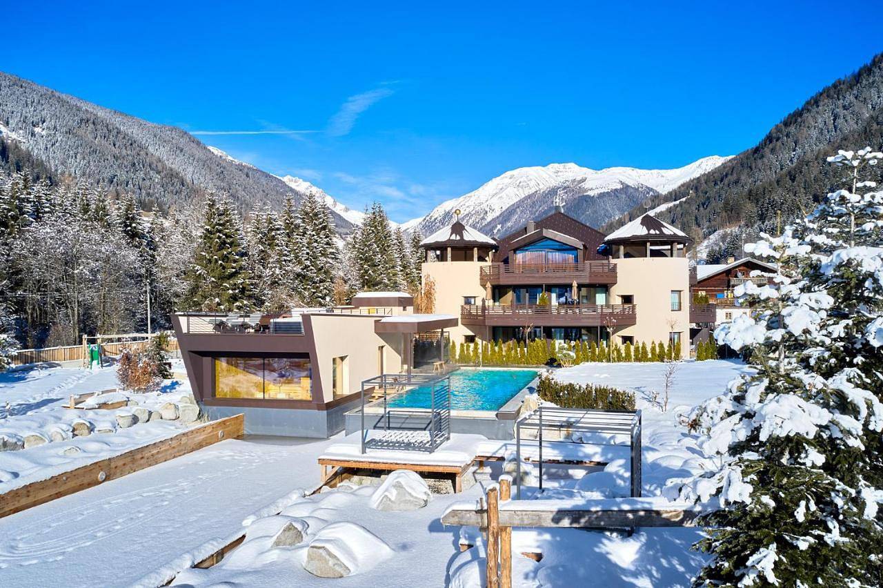 Fontis luxury spa lodge in Villgratener Berge, Valle di Casies