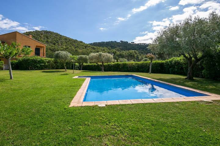 Villa 'Pastora' mit Meerblick, WLAN und Klimaanlage in Llafranc, Palafrugell