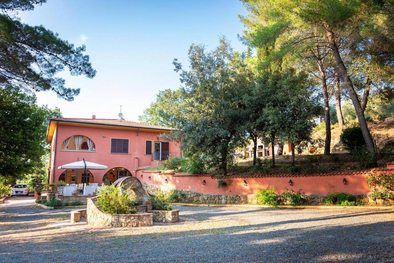 Podere San Filippo B&B-Apartment-Pet Friendly-Bike Friendly in Bibbona, Costa degli Etruschi