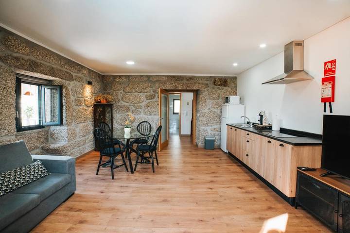 Casa rural para 6 personas, con Balcón y Terraza además de Jardín y Piscina en Ponte da Barca - 3