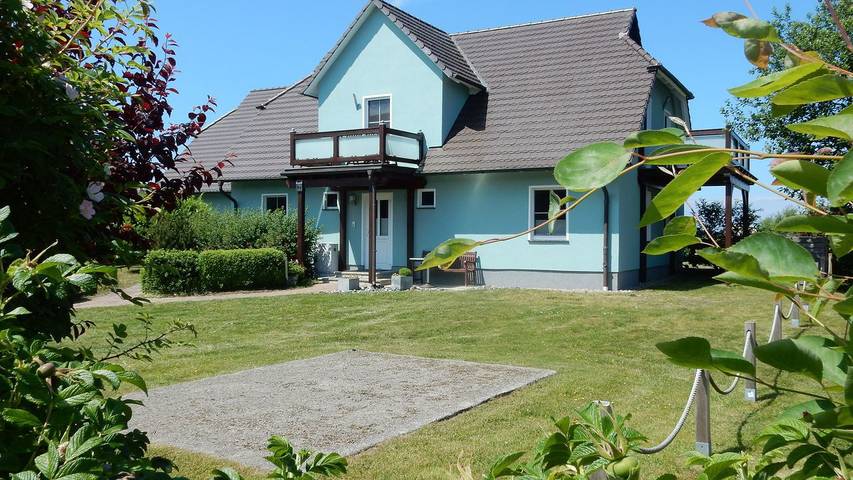 Ferienwohnung für 3 Personen, mit Garten in Neuenkirchen (Rügen)