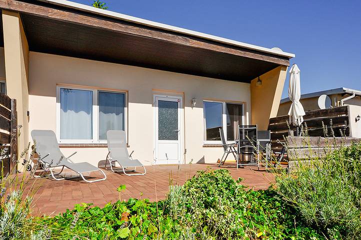 Ferienhaus für 5 Personen, mit Terrasse und Garten sowie Seeblick in Mecklenburgische Seenplatte - 2