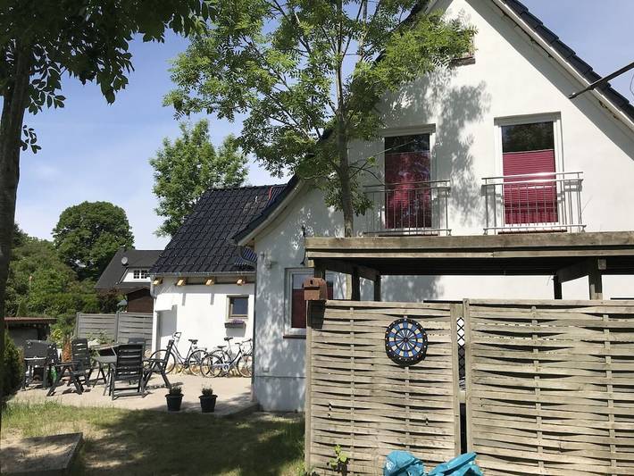 Reizende 1-Zimmer-Wohnung mit Terrasse, 1,5 km vom Mönkeberger Strand entfernt in Kieler Förde, Kiel