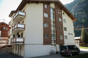 Ferienwohnung für 6 Personen, mit Balkon in Täsch