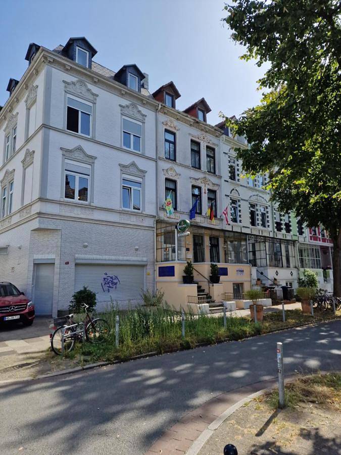 BnB für 2 Personen, mit Terrasse und Garten in Bremen