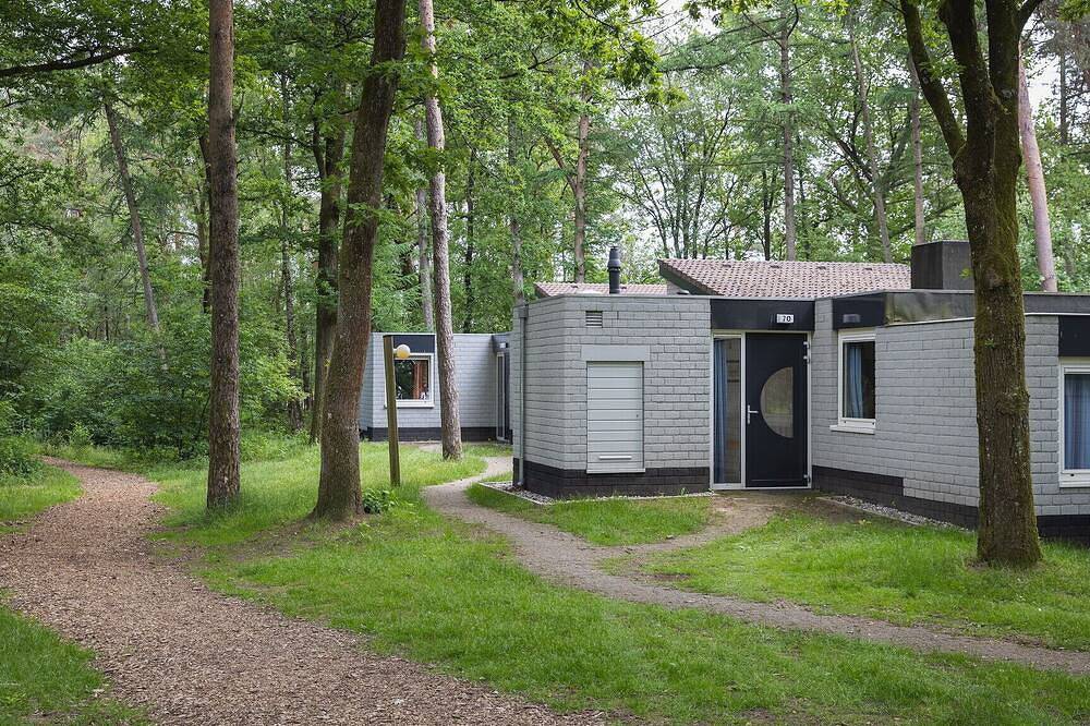 Semi-detached bungalow for 2 persons in Kootwijk, Hoge Veluwe