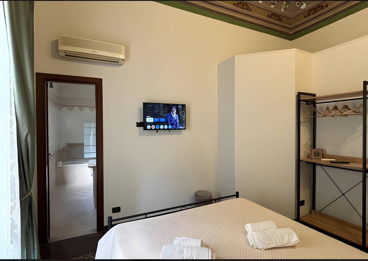 Chambre quadruple « King » avec Wi-Fi et climatisation in Cefalù, Cefalù (Commune)