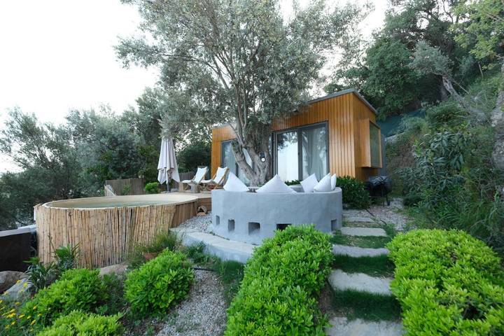 Villa für 2 Personen, mit Pool und Ausblick sowie Garten in Bodrum