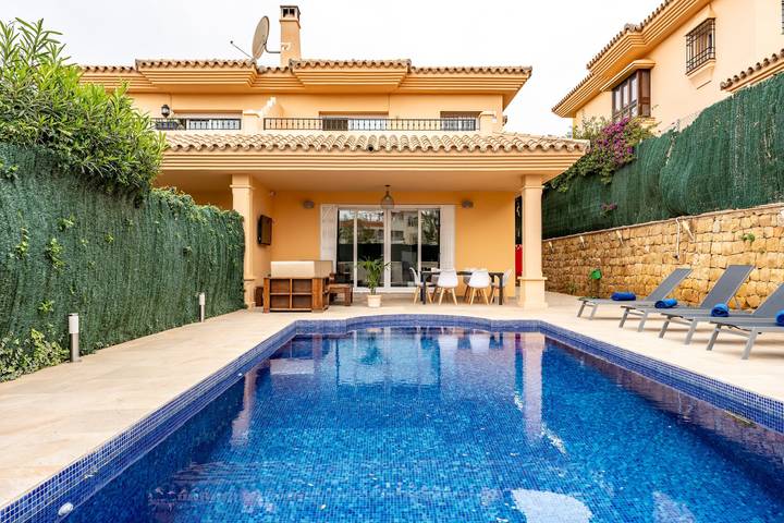Chalet para 8 personas, con jardín y balcón en Costa del Sol Occidental - 3