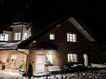 Gîte pour 4 personnes, avec jardin et balcon à Roetgen