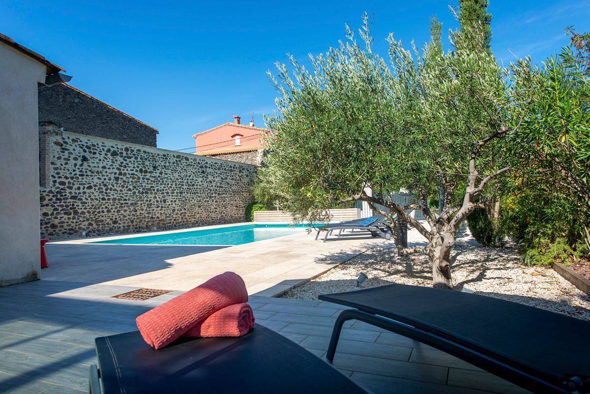Villa für 12 Personen mit Pool in Caux, Mittelmeerküste (Frankreich)