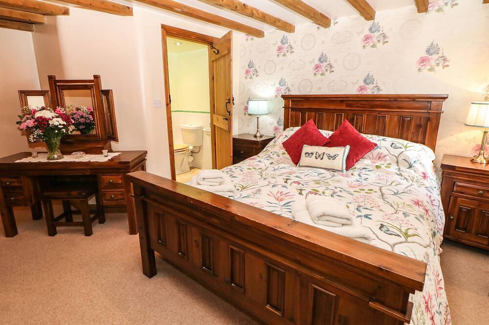 Meadow View, family friendly, luxury holiday cottage in Edale in Edale, Derbyshire