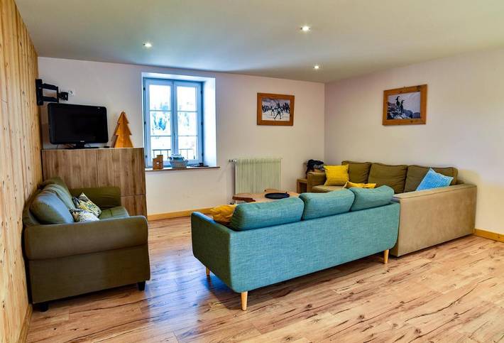 Gîte pour 14 personnes, avec vue et jardin, animaux acceptés à Prénovel - 3