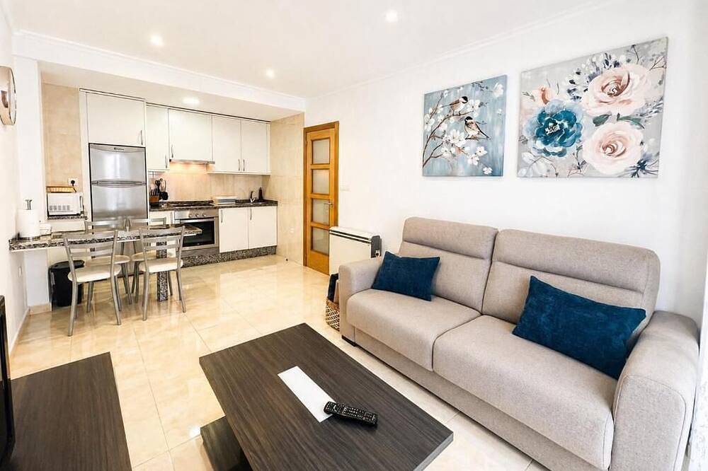 Entire apartment, Earth Apartment in Viveiro, Galician Coast