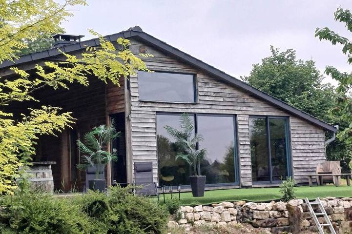Chalet voor 2 personen, with whirlpool and tuin as well as sauna in de Ardennen