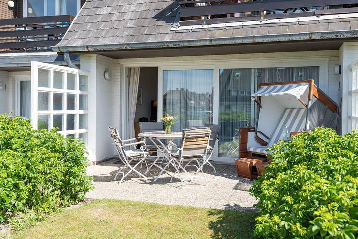 Ganze Wohnung, Strandnahe Ferienwohnung mit ca. 65 m² und 3 Zimmern, für bis zu 3 Personen in Nordfriesische Inseln (Schleswig-Holstein) (Schleswig-Holstein), Wenningstedt