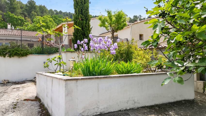 Villa encantadora en Le Beaucet con piscina privada in Le Beaucet, Parque natural regional del Mont Ventoux