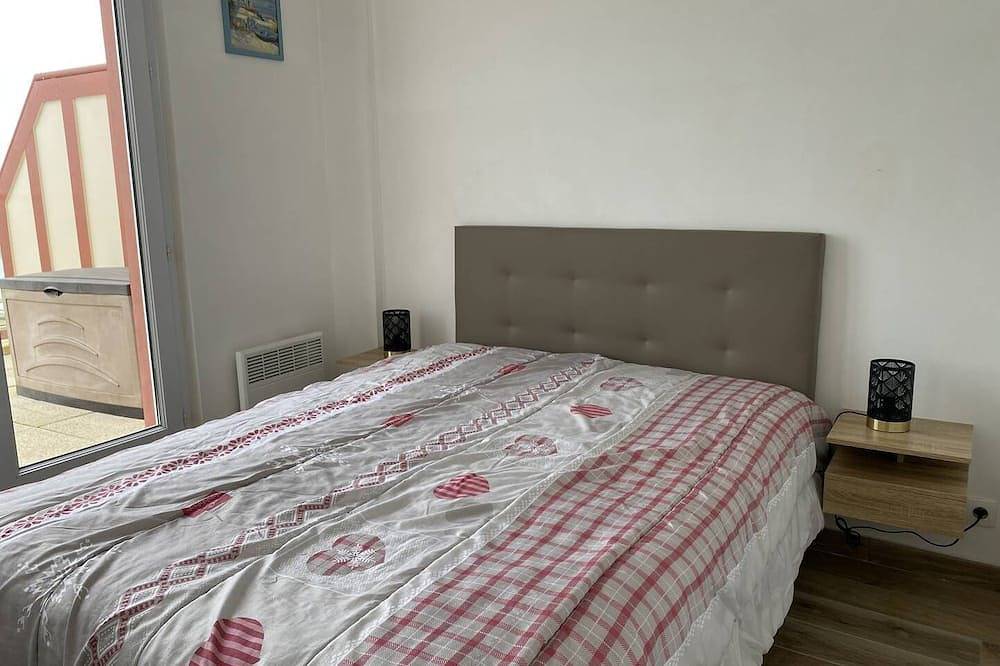 Appartement entier, Agréable appartement avec pleine vue mer dans le quartier de La Garde à Saint Cast in Saint-Cast-le-Guildo, Région de Dinan