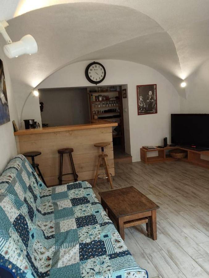 Location de vacances pour 6 personnes, avec jardin à Orcines - 2