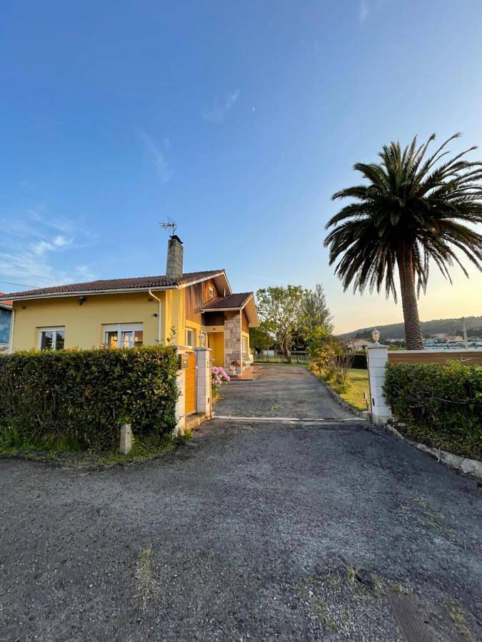 Chalet para 9 personas, con Jardín y Vistas en Avilés - 3