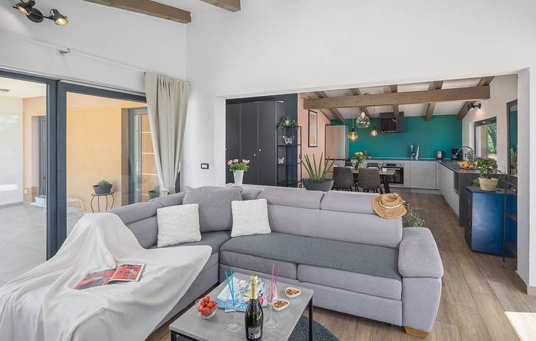 Ferienhaus für 4 Personen, mit Garten und Whirlpool sowie Terrasse in Rovinj - 3