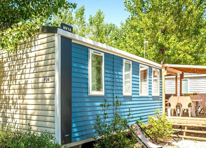 Camping pour 6 personnes, avec bassin pour enfant