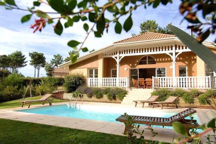 Villa pour 6 personnes, avec terrasse, animaux acceptés dans Lacanau Ocean