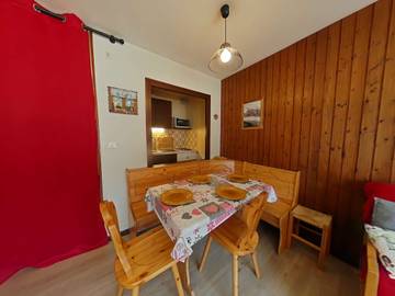Appartement De Vacances pour 4 Personnes dans Le Grand-Bornand, Région d'Annecy, Photo 4