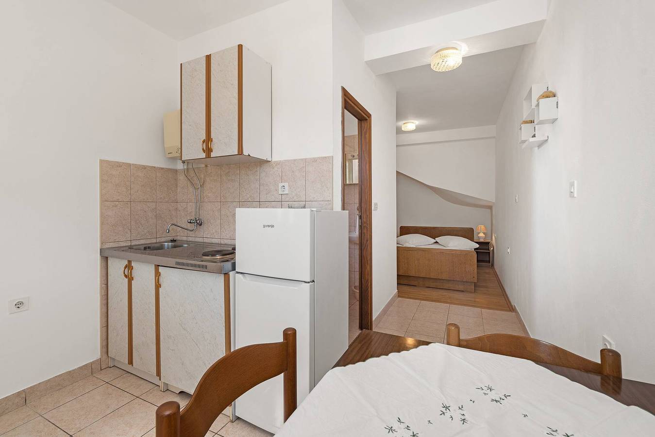 Ganzes Studio, Apartments Jagoda - studio apartment in Sibenik, Šibenik-Knin