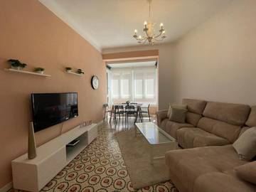 Gîte pour 8 personnes, avec terrasse à Tudela