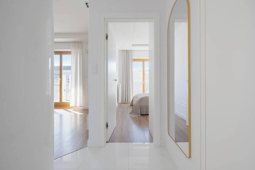 Entire apartment, Stylish Apartment with Parking | Balcony | Wilanów Palace in Wilanów, Warsaw