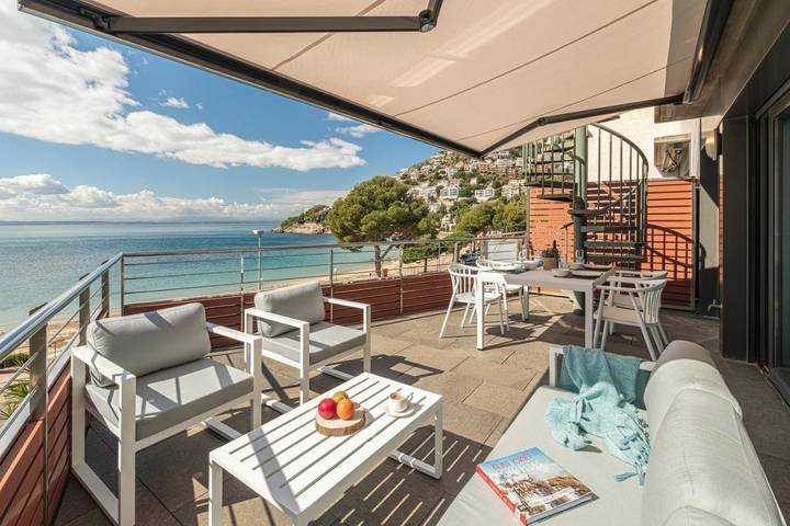 Gîte pour 4 personnes, avec jardin ainsi que piscine et vue dans Platja De Canyelles Petites - 2
