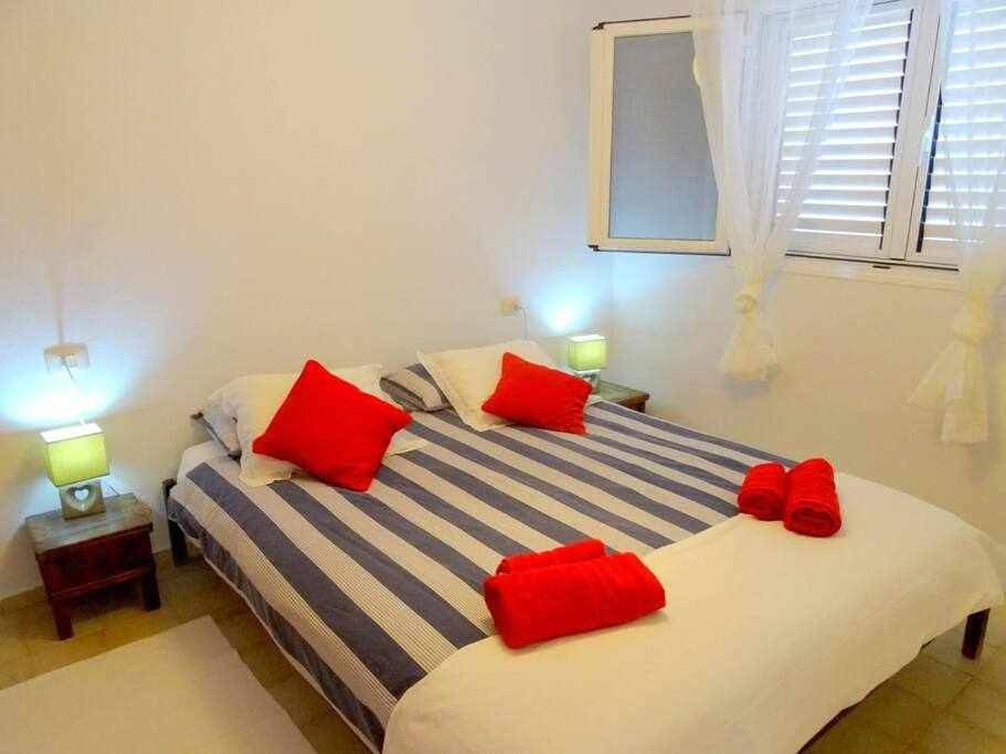 Three-Bedroom Townhouse in Quemada Beach, Yaiza
