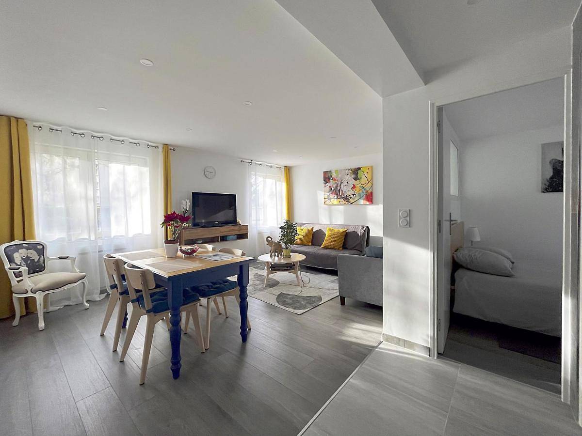 Appartement entier, Le petit chic in Vaucresson, Hauts-de-Seine