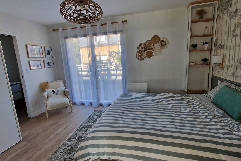 St-Malo: Family home with swimming pool, 800 m walk from the beach. in Saint-Malo, Saint-Malo und Umgebung