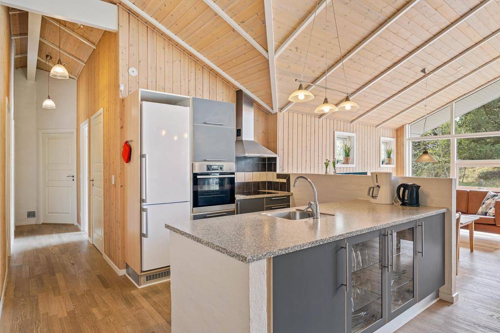 4-star holiday home with sauna and hot tub for 9 people in Blavand, Región de Varde